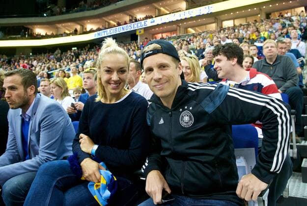 Basketball Berlin 31.05.2015 Beko-BBL 1. Bundesliga Saison 2014 2015 Playoff Halbfinale Spiel 3 Alba Berlin - FC Bayern München VIP Gäste Tribüne Zuschauer Oliver Pocher re. Sabine Lisicki (Tennis)