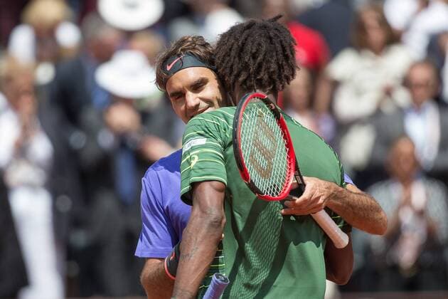 June 1, 2015: Roger Federer of Switzerland celebrates winning a 4th round match against Gael Monfils of France on day nine of the 2015 French Open tennis tournament at Roland Garros in Paris, France. Federer won 63 46 64 61. Sydney Low Cal Media. Tennis 2015: French Open JUNE 1 - ZUMAc04_
