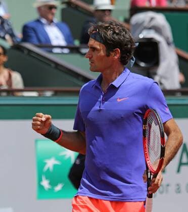 Roger Federer of Switzerland reacts after winning his French Open men s fourth round match against Gael Monfils of France at Roland Garros in Paris on June 1, 2015. Federer defeated Monfils 6-3, 4-6, 6-4, 6-1 to advance to the next round.  PAR20150601733 DAVIDxSILPA