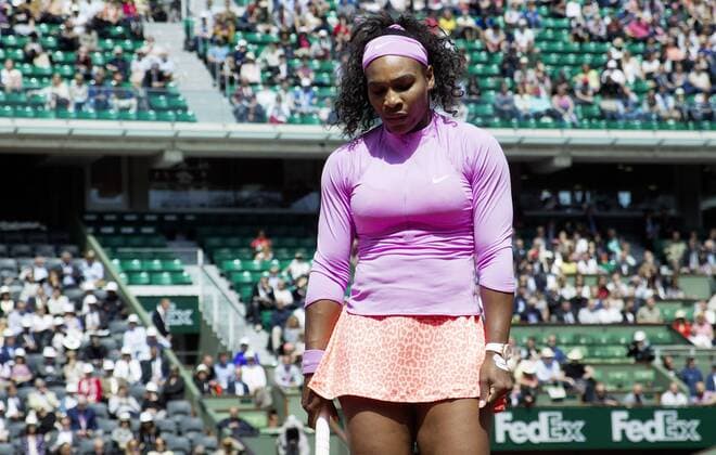 TENNIS - WTA Tennis Damen French Open 2015 PARIS,FRANCE,01.JUN.15 - TENNIS - WTA Tour, Grand Slam, Roland Garros, French Open. Image shows the disappointment of Serena Williams (USA). GEPAxpictures xMatthiasxHauer