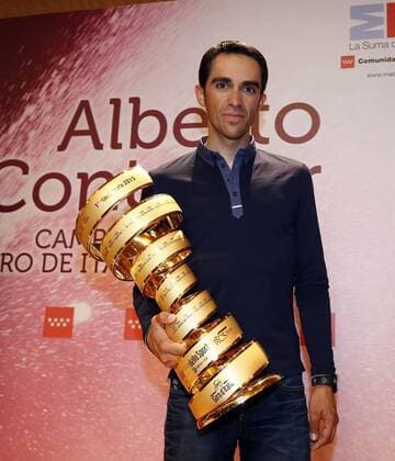 Homage to the champion of Giro d Italia, Alberto Contador, in Madrid. xBEATRIZxGUZMANx 