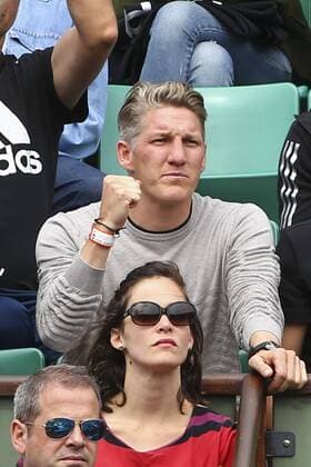 Bastian Schweinsteiger et clan Ana Ivanovic CELEBRITES : Roland Garros J11 - Quart de Finales Femmes - 02 06 2015 GwendolineLeGoff Panoramic 