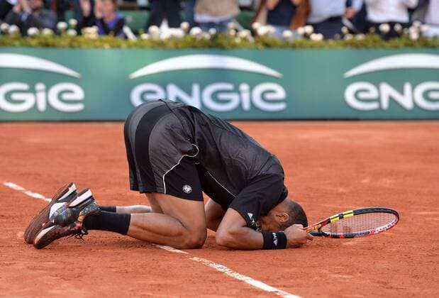 Jo Wilfried Tsonga (fra) vs Kei Nishikori (jap) - 1 4finale SH TENNIS : Roland Garros 2015 - Internationaux de France - 02 06 2015 AnthonyBIBARD FEP Panoramic 