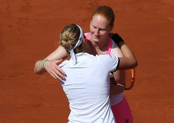 - PARIS, FRANCE: Belgian Alison Van Uytvanck (R) and Swiss Timea Bacsinszky embrace after the women s singles quarterfinal game between Belgian Alison Van Uytvanck WTA Tennis Damen 88) and Swiss Timea Bacsinszky (WTA 23) at the Roland Garros French Open tennis tournament, in Paris, France, Wednesday 03 June 2015. The Roland Garros Grand Slam takes place from 24 May to 07 June 2015. VIRGINIExLEFOUR  x04636342x