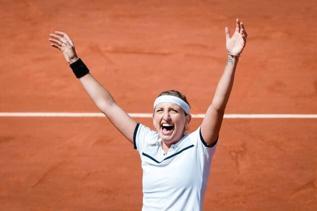 June 3, 2015: Timea Bacsinszky of Switzerland celebrates after winning a Quarterfinal match against Alison Van Uytvanck of Belgium on day eleven of the 2015 French Open tennis tournament at Roland Garros in Paris, France. Sydney Low Cal Media. Tennis 2015: French Open JUNE 3 - ZUMAc04_