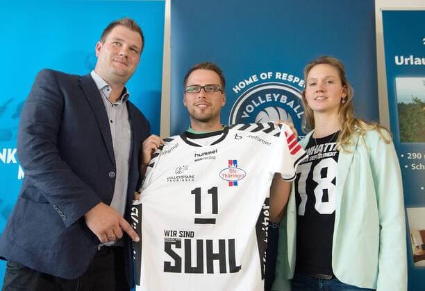03-06-2015 Suhl- Ringberghotel Pressekonferenz der Volleystars Thüringen. v.l.Sebastian Leipold - Geschäftsführer Volleystars Thüringen , AndreasL Renneberg - Trainer der Vollestars Thüringen -und Martina Jelinkova -Spielerin Volley Stars Thüringen Aktion