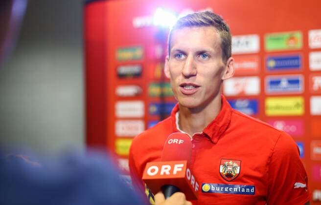 Aktuell Fußball, Nationalteam Österreich, Pressetermin mit ÖFB Spielern ÖFB Nationalteam, team training course STEGERSBACH,AUSTRIA,04.JUN.15 - ÖFB Nationalteam, Oesterreichischer Fussball-Bund, team training course, mixed zone of team AUT. Image shows Florian Klein (AUT). Keywords: press conference PK Pressekonferenz GEPAxpictures xCh.xKelemen