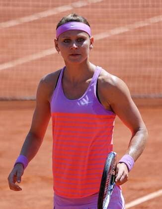 Lucie Safarova of the Czech Republic pauses during her French Open women s semifinal match against Ana Ivanovic of Serbia at Roland Garros in Paris on June 4, 2015.  PAR20150604701 DAVIDxSILPA