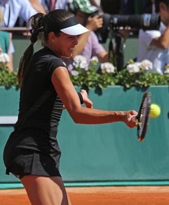 Ana Ivanovic of Serbia hits a shot during her French Open women s semifinal match against Lucie Safarova of the Czech Republic at Roland Garros in Paris on June 4, 2015.  PAR20150604713 DAVIDxSILPA