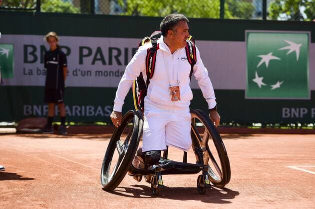 Aktuell Tennis, French Open in Paris, Behindertensport, Rollstuhltennis Stephane Houdet (fra) TENNIS : Roland Garros French Open 2015 - Internationaux de France - 04 06 2015 