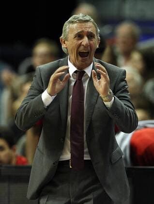 Aktuell Basketball, BBL Playoff Halbfinale, Spiel 5, Alba Berlin - FC Bayern München Trainer Svetislav Pesic gestikulierend Aktion Oberkoerper Oberkörper Basketball Play Off BBL Bundesliga Herren Saison 2014 2015 04.06.2015 ALBA Berlin vs. FC Bayern München