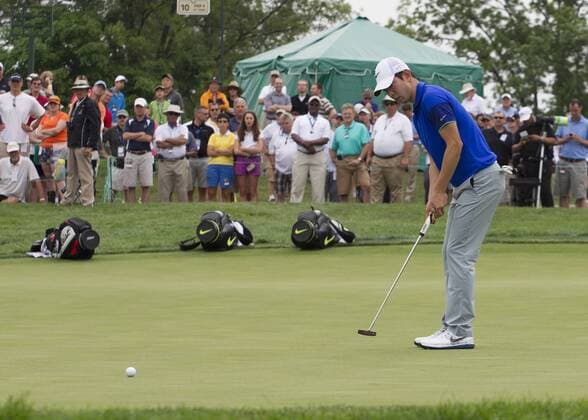 June 04 2015: Seung-Yul Noh putting during the first round of the Memorial Tournament held at the Muirfield Village Golf Club in Dublin, Ohio. GOLF: JUN 04 PGA Golf Herren - the Memorial Tournament - First Round Icon150604027 EDITORIAL USE ONLY