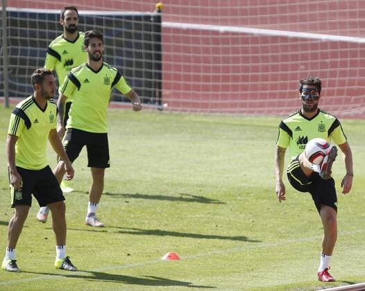 Aktuell Fußball, Nationalteam Spanien, Training Spain s national team Nationalteam training session in Las Rozas. In this picture, Koke and Cesc Fabregas. xPABLOGARCIAx 