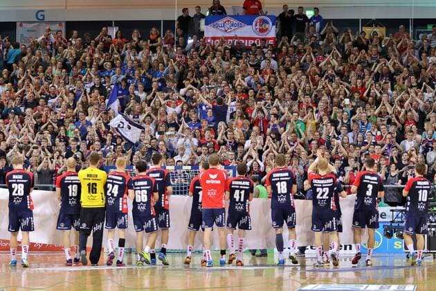 Flensburg, 30. May 2015 Handball, Saison 2014 2015, Bundesliga, 33. Spieltag, SG Flensburg-Handewitt - HSG Wetzlar: Danksagung an die Fans der SG Flensburg-Handewitt, Jubel nach dem Spiel