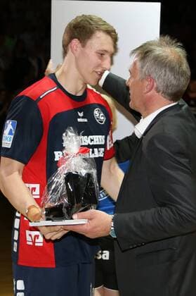Flensburg, 30. May 2015 Handball, Saison 2014 2015, Bundesliga, 33. Spieltag, SG Flensburg-Handewitt - HSG Wetzlar: Verabschiedung von Jakob Macke (SG Flensburg-Handewitt, 28)