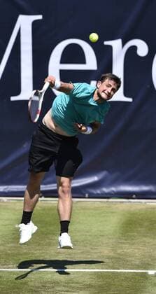 Sebastian Sachs (GER) Aktion Aufschlag Qualifikation 06.06.2015 Tennis Mercedes-Cup Stuttgart Weißenhof TC Weissenhof Mercedescup Mercedes Cup 06.06..-14.06.2015 Mercedes-Cup Stuttgart Weißenhof 2015