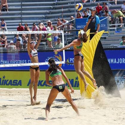 Beach volleyball Beachvolleyball - FIVB Major Series 2015 POREC,CROATIA,06.JUN.15 - BEACH VOLLEYBALL - FIVB Major Series, women. Image shows Kristina Valjas (CAN), Larissa Franca Maestrini and Talita Da Rocha Antunes (BRA). GEPAxpictures xMaticxKlansek