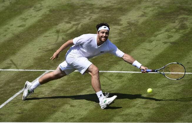 Michael Berrer (GER) Aktion Netzangriff Becker-Hecht Qualifikation 06.06.2015 Tennis Mercedes-Cup Stuttgart Weißenhof TC Weissenhof Mercedescup Mercedes Cup 06.06..-14.06.2015 Mercedes-Cup Stuttgart Weißenhof 2015
