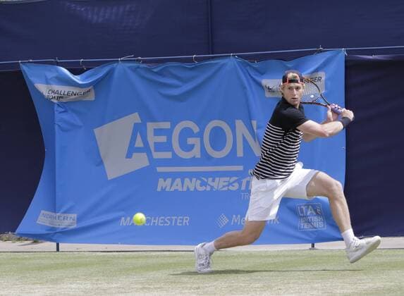 06.06.2015. Manchester, England. Aegon Manchester Trophy. Luke Saville (AUS) in action during his semi-final match against Konstantin Kravchuk (RUS). Saville won in three sets 6-7, 7-6, 6-3. xAlanxMartinx  ActionPlus11628299