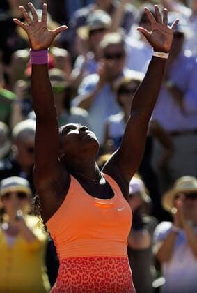 TENNIS - WTA Tennis Damen French Open 2015 PARIS,FRANCE,06.JUN.15 - TENNIS - WTA Tour, Grand Slam, Roland Garros, French Open, final. Image shows the rejoicing of Serena Williams (USA). GEPAxpictures xMatthiasxHauer