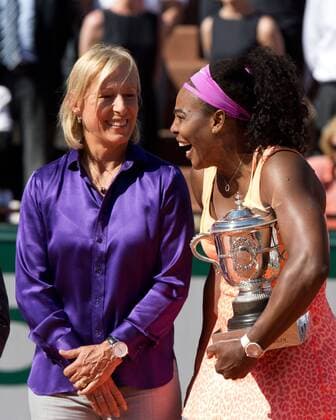 Martina Navratilova und Serena Williams (USA), Finale, Siegerehrung Tennis - French Open 2015 - Grand Slam ITF ATP Tennis Herren WTA Tennis Damen - Roland Garros - Paris - - France - 6 June 2015. Juergen Hasenkopf
