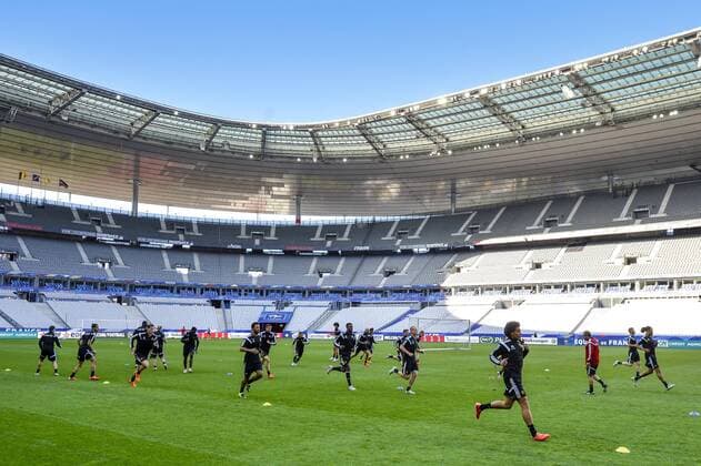 - PARIS, FRANCE: Belgium s players pictured during a training session in the Stade de France in Paris, ahead of the friendly game tomorrow against France, Saturday 06 June 2015. The Devils are preparing for a friendly game against France tomorrow and a Euro 2016 qualification game against Wales on Friday. DIRKxWAEM  x04637690x