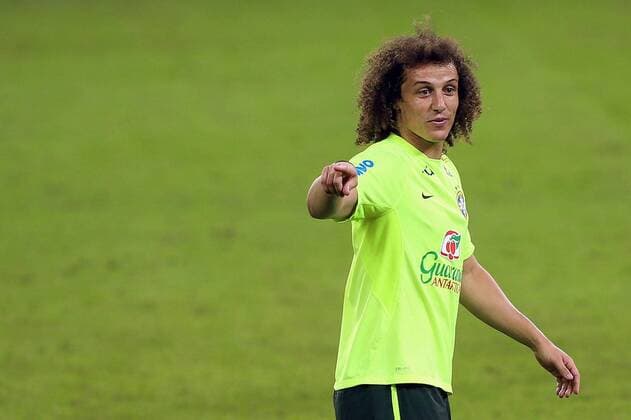 Aktuell Fußball, Training Nationalteam Brasilien Player David Luiz of Brazil s national soccer team takes part a training session in Sao Paulo, Brazil, on June 6, 2015. Brazil will face Mexico in a friendly match on Sunday, before their participation in the Copa America 2015 finals, to be held in Chile from June 11 to July 4. Rahel Patrasso) (da) (SP)BRAZIL-SAO PAULO-SOCCER-TRAINING e RahelxPatrasso 