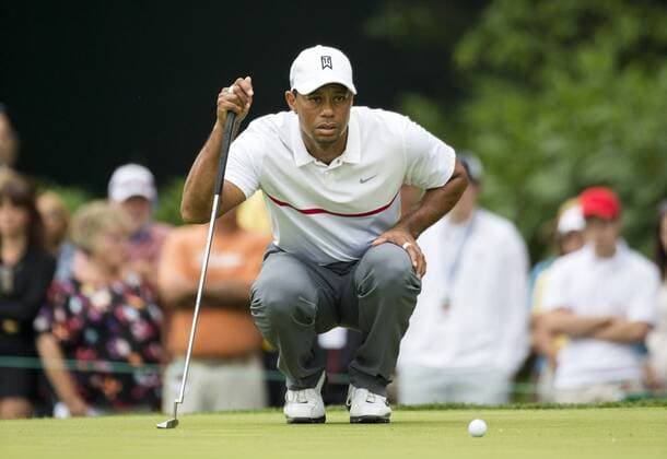 Aktuell Golf, Memorial Tournament in Dublin Tiger Woods lines up his put shot on Day 3 of the Memorial Tournament at the United Center in Columbus, the United States, June 6, 2015. ) (SP)U.S.-COLUMBUS-GOLF-MEMORIAL TingxShen 