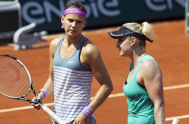 TENNIS - WTA Tennis Damen French Open 2015 PARIS,FRANCE,07.JUN.15 - TENNIS - WTA Tour, Grand Slam, Roland Garros, French Open, doubles, final. Image shows Lucie Safarova (CZE) and Bethanie Mattek-Sands (USA). GEPAxpictures xMatthiasxHauer