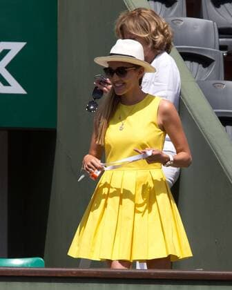 Novak Djokovic Ehefrau Jelena kommt auf die Tribüne, Herren Finale Tennis - French Open 2015 - Grand Slam ITF ATP Tennis Herren WTA Tennis Damen - Roland Garros - Paris - - France - 7 June 2015. Juergen Hasenkopf