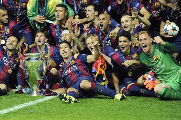 Teamfoto,Team,Mannschaft,Mannschaftsfoto ,Spieler,mit dem Pokal,Trophy,Trophaee,Cup.Jubel,Freude,Begeisterung,, Aktion,u.a. mit Lionel MESSI FC Barcelona Barca ,Luis SUAREZ (FC Barcelona),NEYMAR (FC Barcelona),Marc Andre Ter STEGEN,Torwart (FC Barcelona). Siegerehrung, Fussball Champions League Finale 2015 Juventus Turin-FC Barcelona 1-3. Saison2014 15, am 06.06.2015,O LY M P I A S T A D I O N B E R L I N.