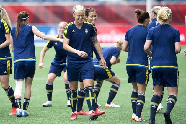 Aktuell Fußball, Damen, WM, Training Nationalteam Schweden June 7, 2015 - Winnipeg - 150607 Schwedens Nilla Fischer - Training Schweden.. BILDBYRAN kod CS 57673 News - June 7, 2015  - ZUMAb138