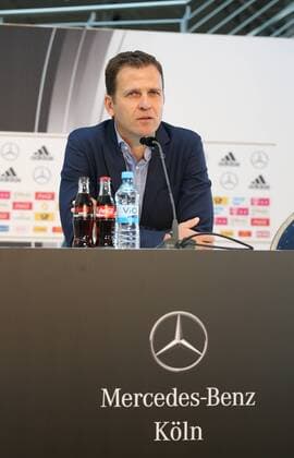 Köln, Fussball, DFB; Deutschland vs USA, Pressekonferenz, 08.06.2015, Köln, Mercedes Benz Center Köln, Oliver Bierhoff