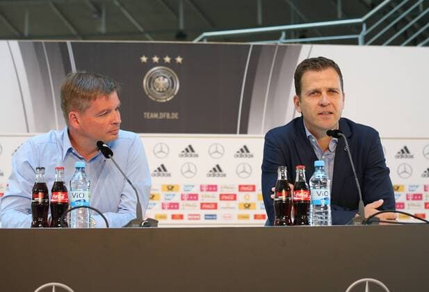 Köln, Fussball, DFB; Deutschland vs USA, Pressekonferenz, 08.06.2015, Köln, Mercedes Benz Center Köln, Jens Grittner, Oliver Bierhoff