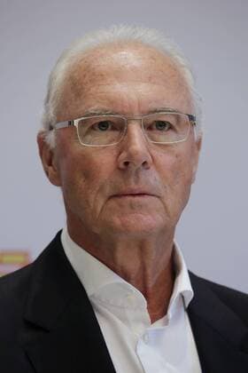 06.06.2015, Berlin, Deutschland - Pressekonferenz zum Projekt Football For Friendship, veranstaltet von UEFA und Gazprom. Foto: Franz Beckenbauer, ehemaliger deutscher Profi-Fussballspieler und Fussballfunktionär.