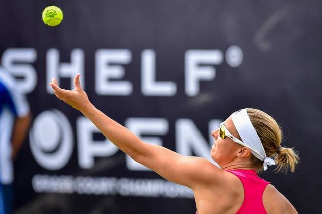 - ROSMALEN, NETHERLANDS: Belgian Kirsten Flipkens pictured in action during a tennis match between between Japanese Kurumi Nara and Belgian Kirsten Flipkens in the first round of the women s tournament at the Topshelf Open WTA Tennis Damen tennis tournament in Rosmalen, the Netherlands, Monday 08 June 2015. LUCxCLAESSEN  x04638623x