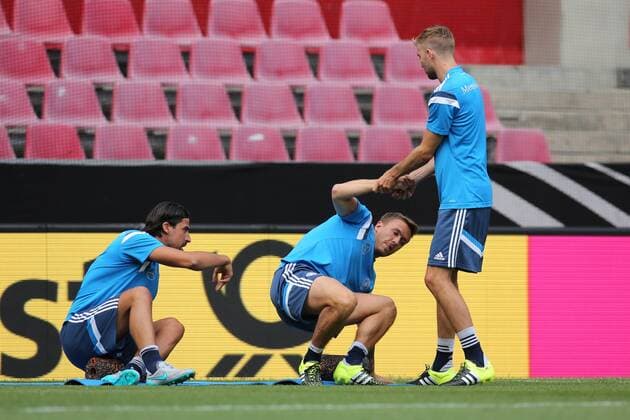 Aktuell Fußball, DFB, Training Nationalmannschaft Deutschland in Köln Christoph Kramer (Borussia Moenchengladbach) und Max Kruse mit Sami Khedira (Real Madrid) Training der A-Nationalmannschaft, Fussball, Freundschaftsspiel, 08.06.2015, Copyright: Schülerx xEibner-Pressefoto EP_jse