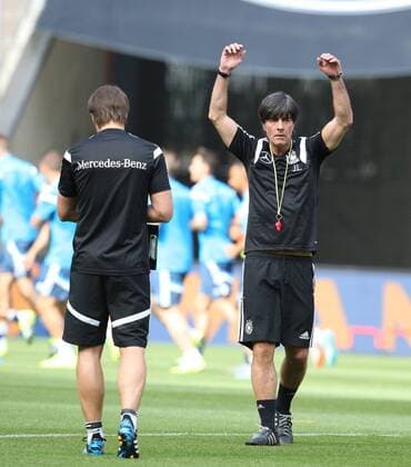Aktuell Fußball, DFB, Training Nationalmannschaft Deutschland in Köln Köln, Fussball, DFB; Deutschland vs USA, MNational Mannschaft Training, 08.06.2015, Rheinenergiestadion Köln, Joachim Löw Trainer, Deutschland
