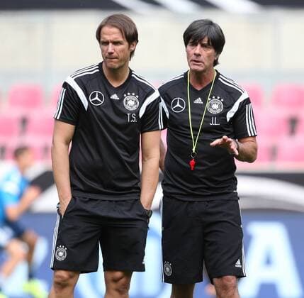 Aktuell Fußball, DFB, Training Nationalmannschaft Deutschland in Köln Köln, Fussball, DFB; Deutschland vs USA, MNational Mannschaft Training, 08.06.2015, Rheinenergiestadion Köln, Thomas Schneider Co-Trainer Joachim Löw Trainer, Deutschland