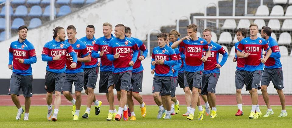 Aktuell Fußball, Training Nationalteam Tschechien Czech soccer players attend the training prior to the qualification match Czech Republic vs Iceland for the European Championships in Prague, Czech Republic, June 8, 2015. (CTKxPhoto VitxSimanek) CTKPhotoP201506080743701  VIS 002