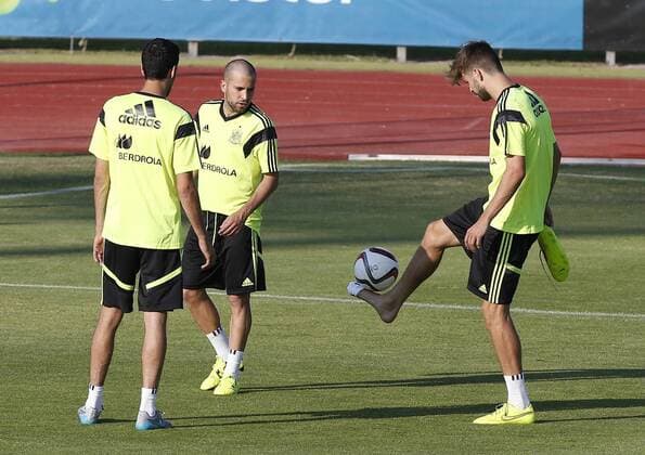 Aktuell Fußball, Training Nationalteam Spanien Spanish national team Nationalteam training session. In this picture, Jordi Alba and Pique. xJOSExA.xGARCIAx 