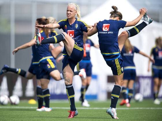 June 9, 2015 - Winnipeg, Kanada - 150609 Sweden s Caroline Seger Training den 9 juni 2015 i Winnipeg..Foto: Carl Sandin BILDBYRAN kod CS 57679 News - June 9, 2015  - ZUMAb138
