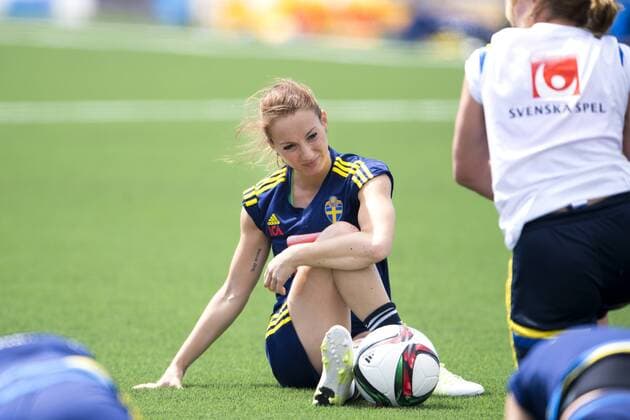 June 9, 2015 - Winnipeg, Kanada - 150609 Sweden s Kosovare Asllani Training den 9 juni 2015 i Winnipeg..Foto: Carl Sandin BILDBYRAN kod CS 57679 News - June 9, 2015  - ZUMAb138