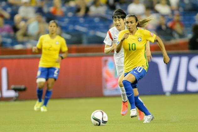 Marta (10) of Brazil with the ball during the Fifa Women s World Cup Group E match between Brazil and Korea Republic at Olympic Stadium in Montreal, Canada on May 9, 2015. Fifa Women s World Cup: Brazil vs Korea Republic June 9 - ZUMAc04_