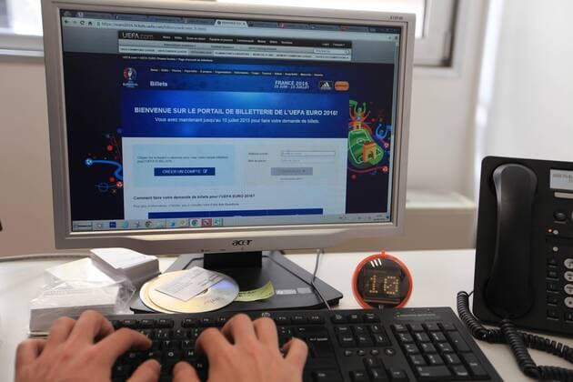 Aktuell Fußball, EURO 2016, Vorverkauf für Tickets hat begonnen Internet - Portail Billeterie NEWS : Ouverture Billeterie Euro 2016 - 10 06 2015 JadeAnnest Panoramic 