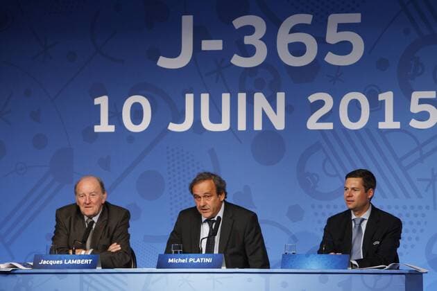 Aktuell Fußball, EURO 2016, Pressekonferenz von UEFA-Präsident Platini zum Start des Kartenvorverkaufs Jacques LAMBERT ( President EURO 2016) Michel Platini ( President UEFA ) - Pressekonferenz, 365 Tage bis zur Europameisterschaft, EURO 2016 - Paris - 10 06 2015 GwendolineLeGoff 