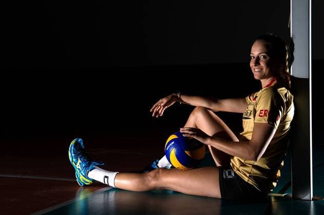04.06.2015, Bundesleistungszentrum, Kienbaum Volleyball, Fotoshooting Nationalmannschaft Frauen Porträt, Portraet, Portrait Lenka Dürr Duerr ( 1 GER) Out of the box