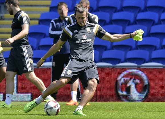Gareth Bale - Fussball, Training Nationalteam Wales - Cardiff - 11 06 2015 PhotoNews Panoramic 