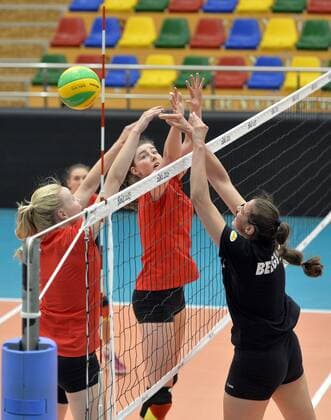 - BAKU, AZERBAIJAN: Belgian player (R) at a friendly practice game of the Belgian women s volleyball team against the German team ahead of the European Games 2015, in Baku, Azerbaijan, Thursday 11 June 2015. The European Games 2015 multi event takes place from 12 to 28 June. ERICxLALMAND  x04640688x