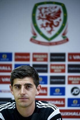 Aktuell Fußball, PK Nationalmannschaft Belgien in Cardiff - CARDIFF, UNITED KINGDOM: Belgium s goalkeeper Thibaut Courtois pictured during a press conference PK Pressekonferenz of Belgian national soccer team Red Devils, Thursday 11 June 2015, in Cardiff, Wales, United Kingdom. The Red Devils play against the Welsh national soccer team in a Euro 2016 qualification game on Friday. DIRKxWAEM  x04640889x
